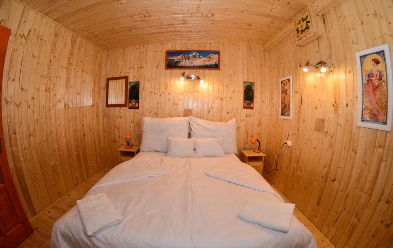Malom Apartman Derekegyhaz Екстериор снимка